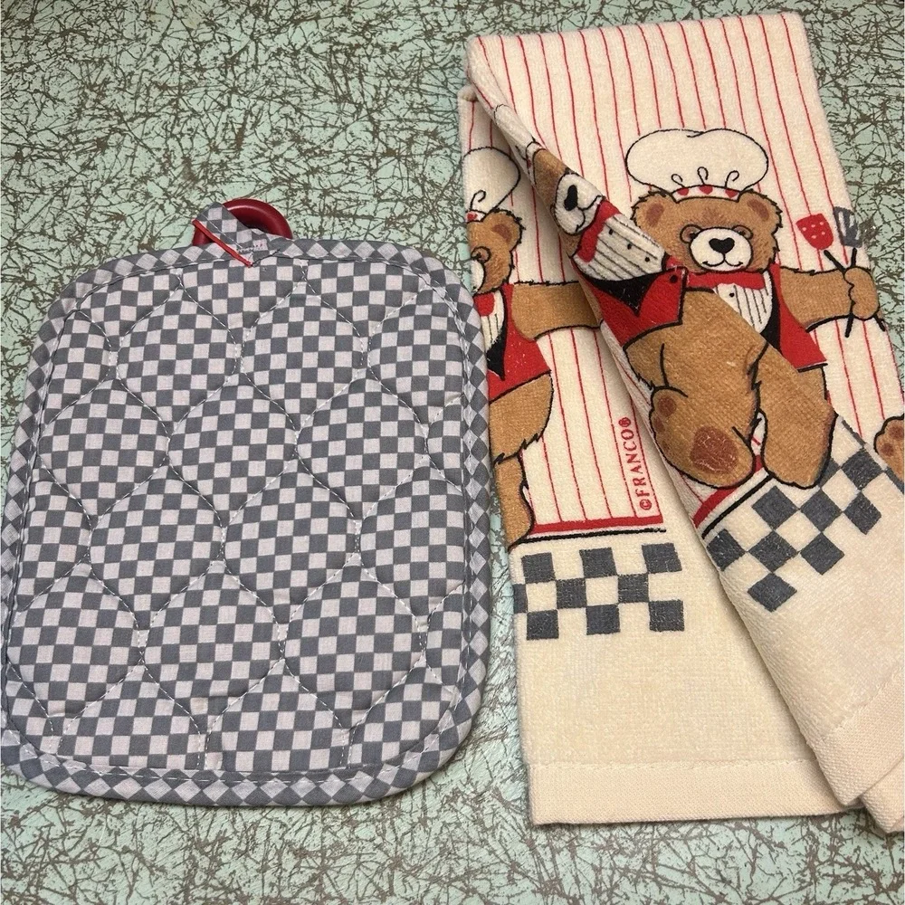 Vintage 1980s Teddy Bear Chef Kitchen Set Towel & Potholder B&D Made In USA
